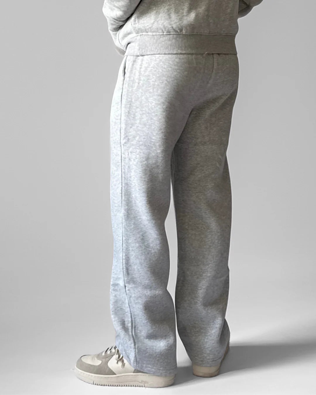 JOGGING - ESSENTIAL PLUS™